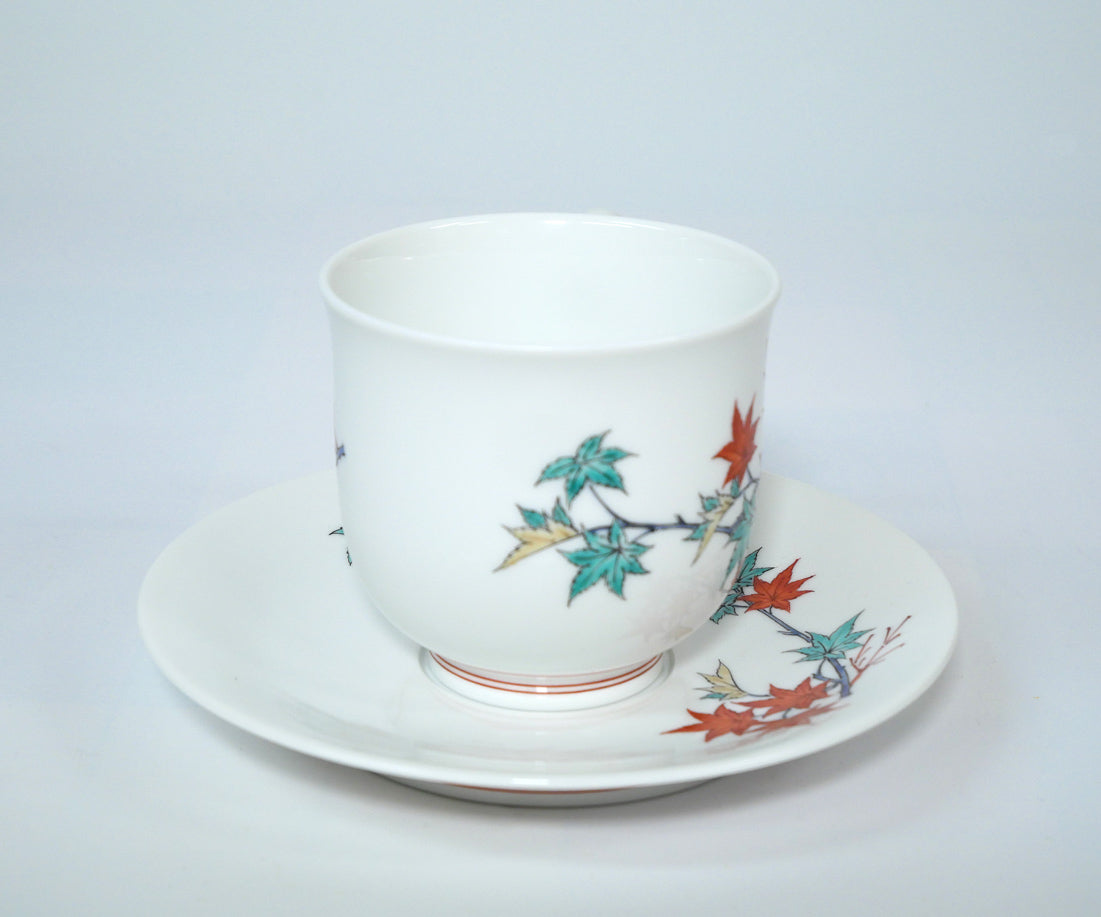 十四代酒井田柿右衛門「濁手珈琲碗紅葉文」共箱 作品全体画像2