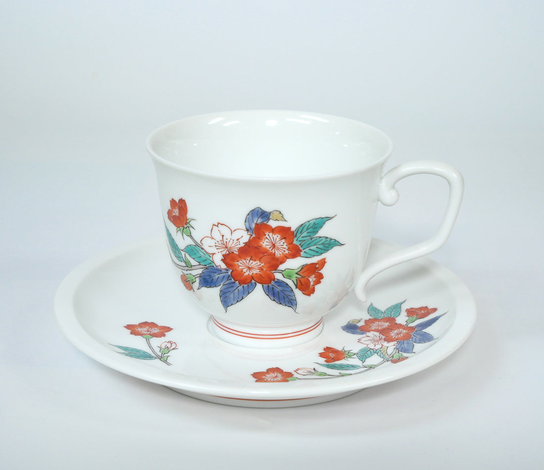 十四代酒井田柿右衛門「濁手珈琲碗桜文」共箱 作品全体画像1