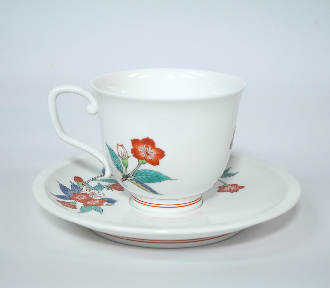 十四代酒井田柿右衛門「濁手珈琲碗桜文」共箱 作品全体画像3