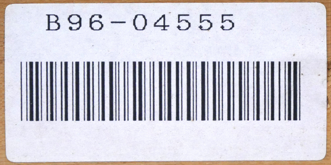 荒木義太郎「窓辺の静物」油絵・F6号 裏側拡大画像(「一枚の繪」管理番号シール)