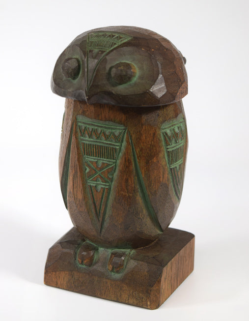 砂澤ビッキデザイン「音威子府の木梟(天然記念佛法僧の北限)」木彫作品