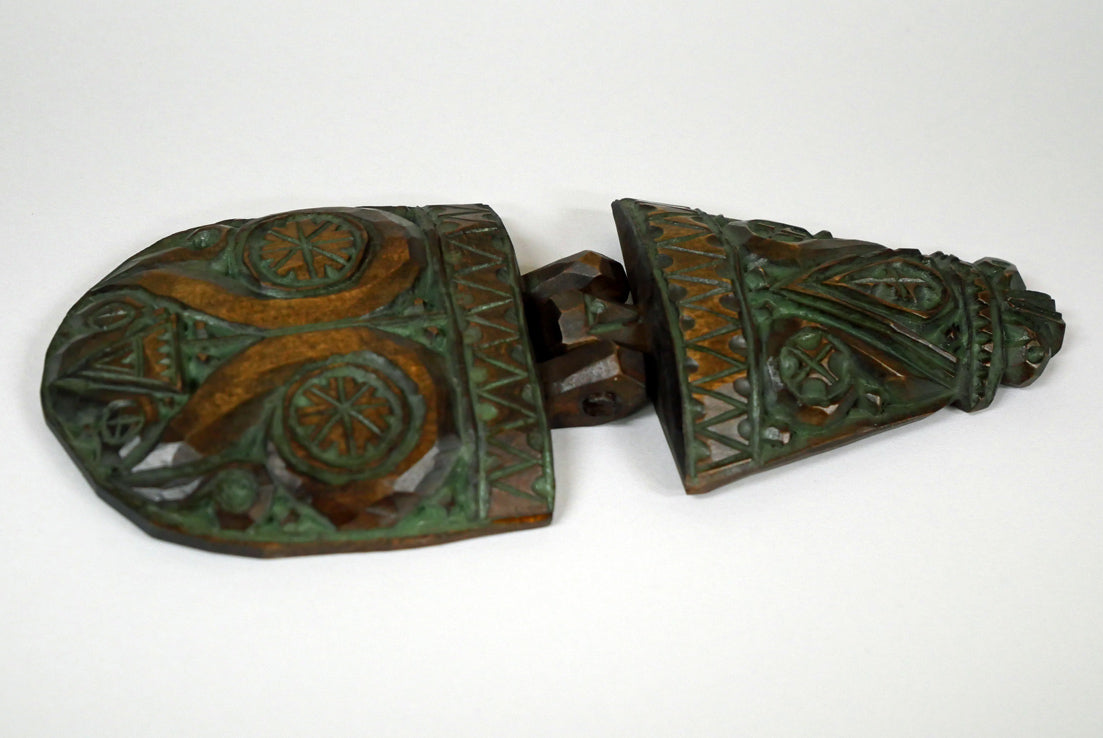 砂澤ビッキ「ビッキ文様ブローチ(約11.2cm)」木彫作品 作品全体画像2