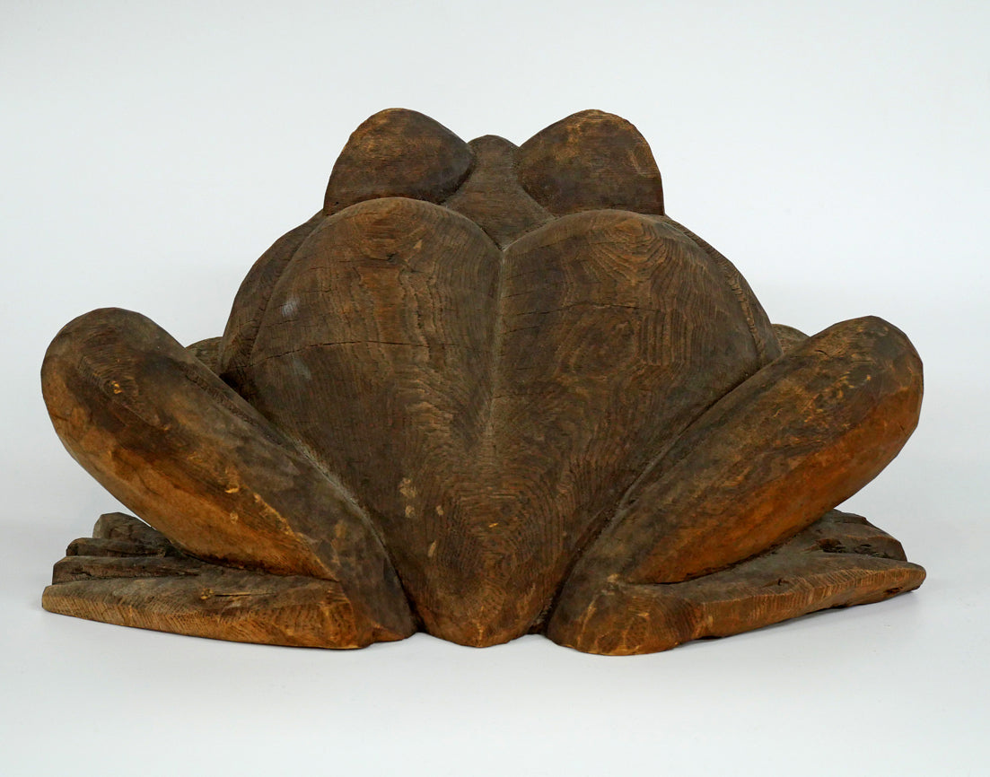 遠藤平吉「蝦蟇蛙(弟子屈に伝わる『湯の島の蝦蟇伝説』)」木彫作品 全体画像3