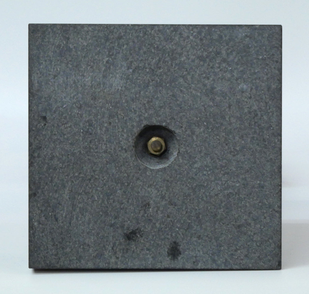 舟越保武「渚」ブロンズ作品・共箱・特製台座付き 台座裏側画像