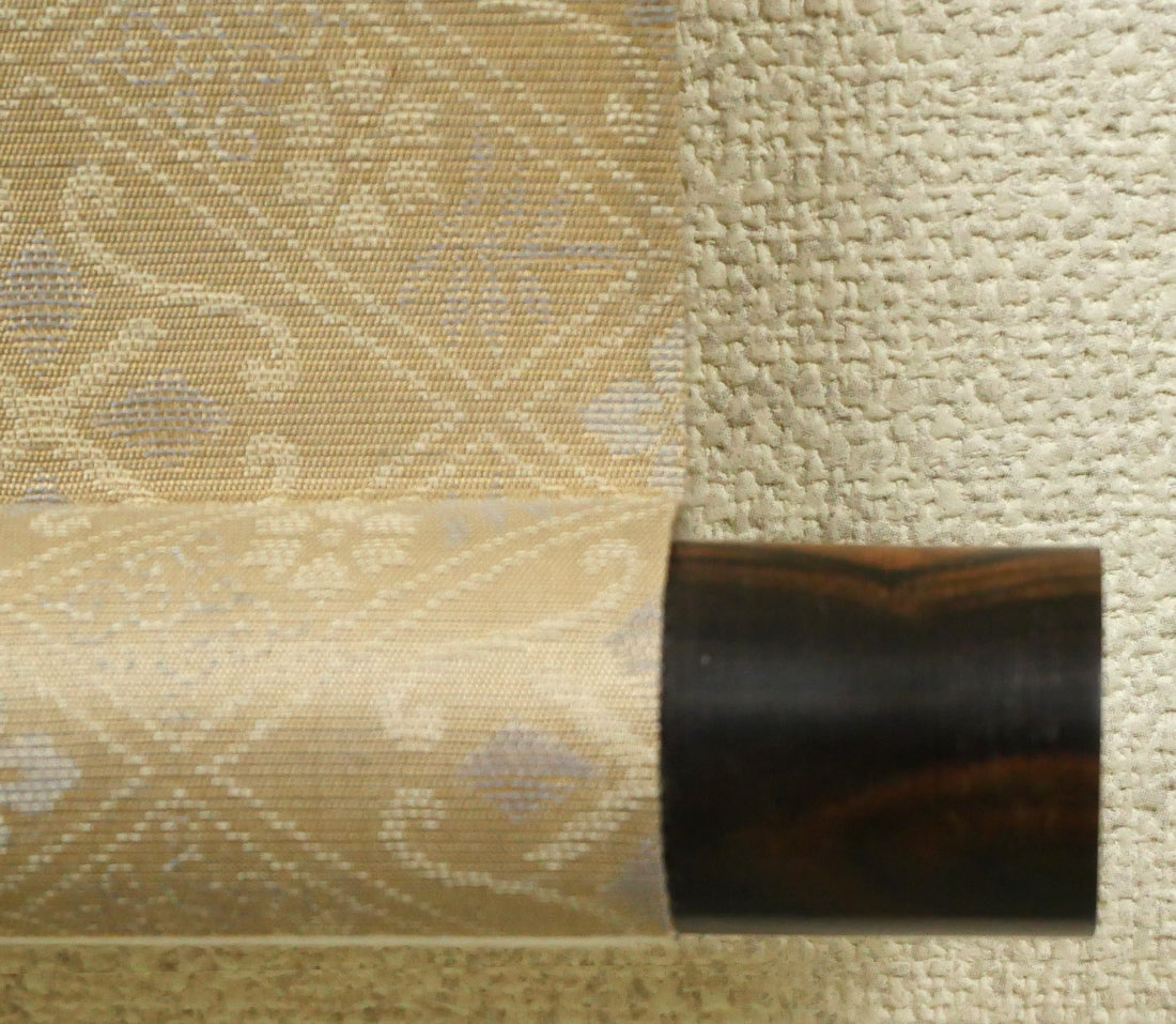 長谷川遅牛「鶴舞千年樹 亀遊萬歳池」肉筆書紙本掛軸・塗二重箱付 軸先画像