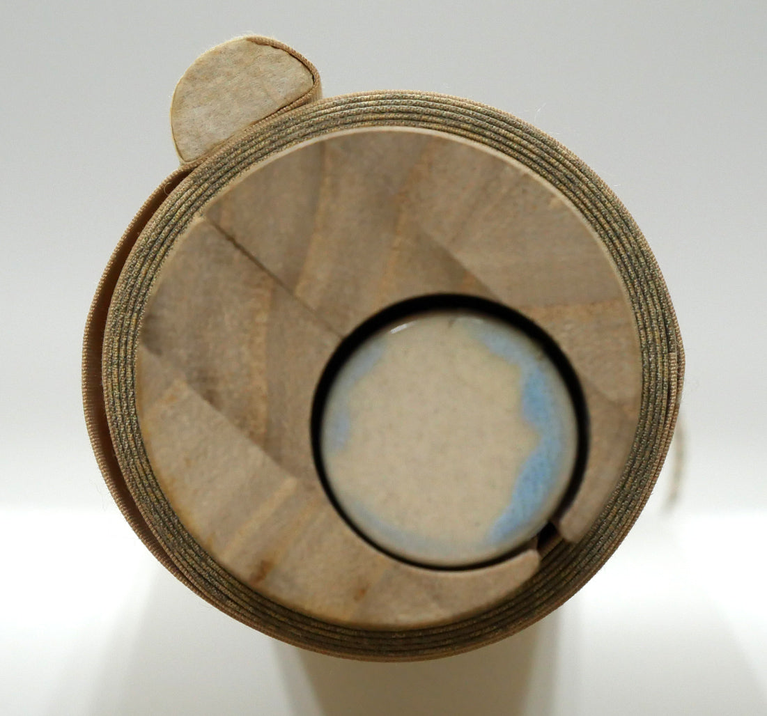 出口華凰「牡丹に小禽」彩色紙本掛軸尺五立・太巻・共箱 太巻画像2