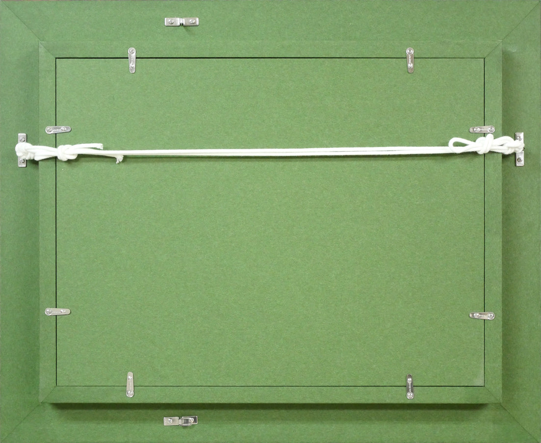 一木万寿三「リンゴ畑」油絵・F4号 額縁裏側画像