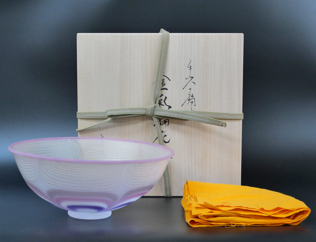 石井康治「手吹き硝子 金彩輪花鉢」共箱