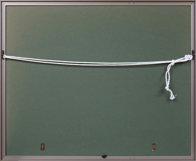 石川錦京「針箱を 春の薄闇 くれば閉づ」ろうけつ染め書額装 額縁裏側画像