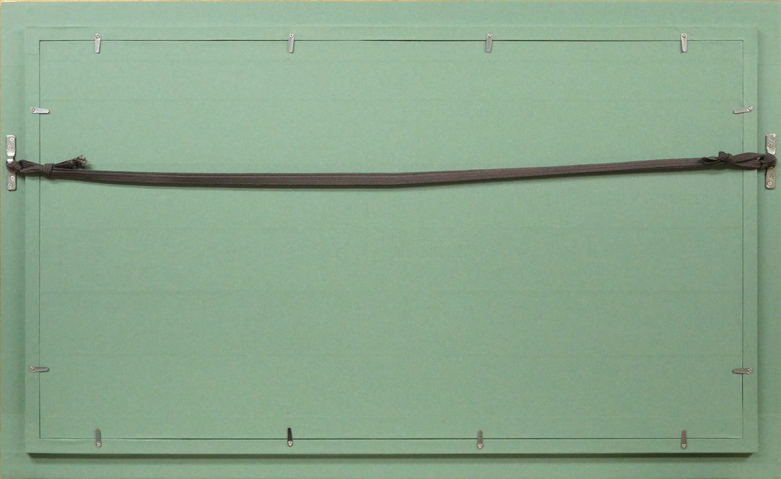 伊藤晴二「知床五湖と知床連峰」油絵・変形20号 額縁裏側画像