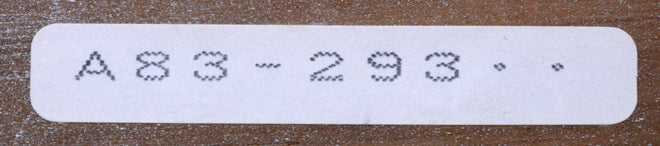 角浩「春を呼ぶ」油絵・SM 裏側拡大画像(「一枚の繪」管理番号シール)