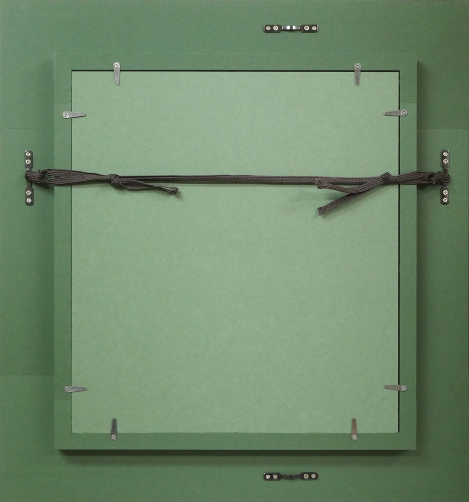 木田金次郎「桃之図(1955年作)」肉筆彩色画・色紙 額縁裏側画像