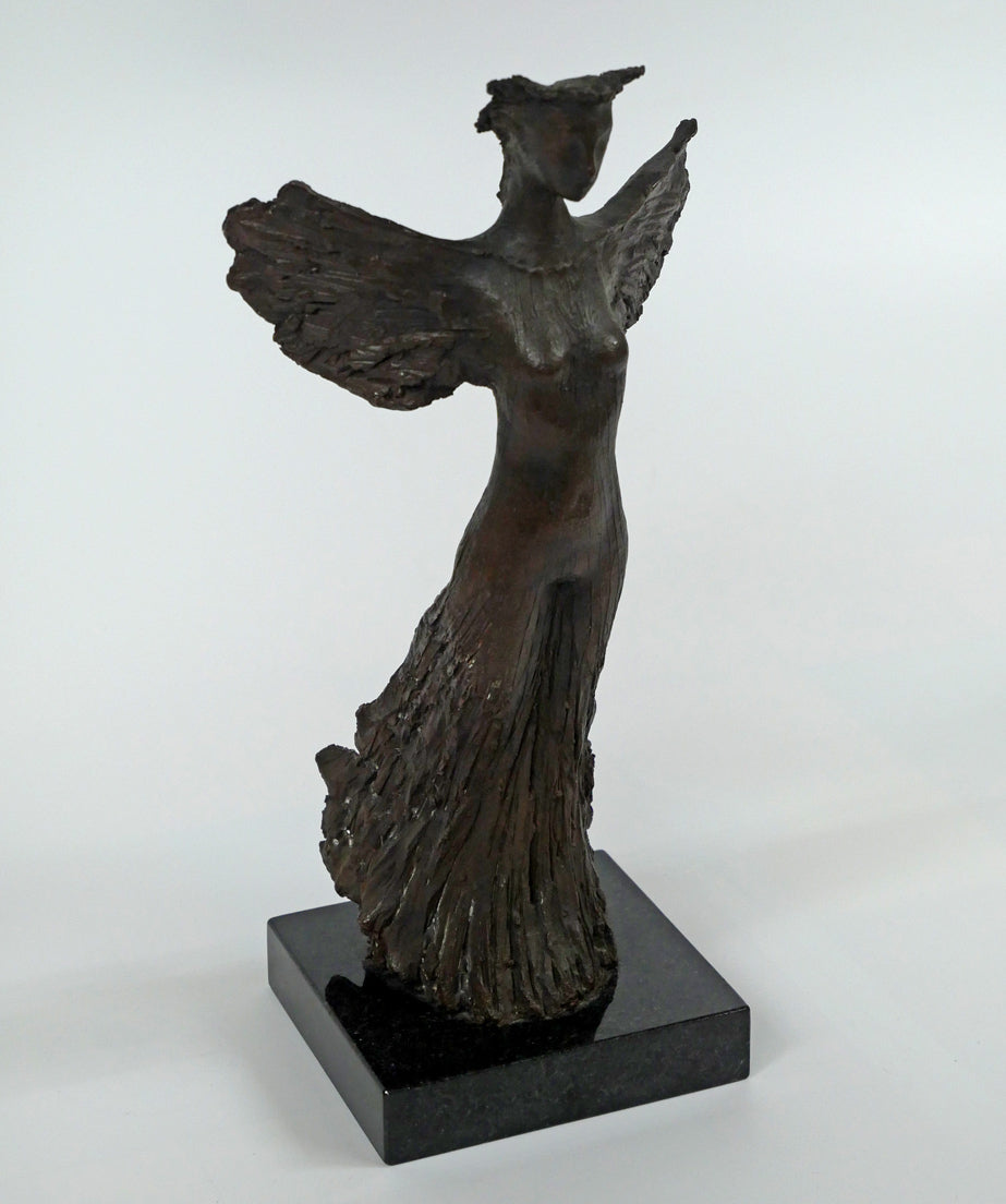 三木俊治「ニケ・勝利の女神」ブロンズ作品