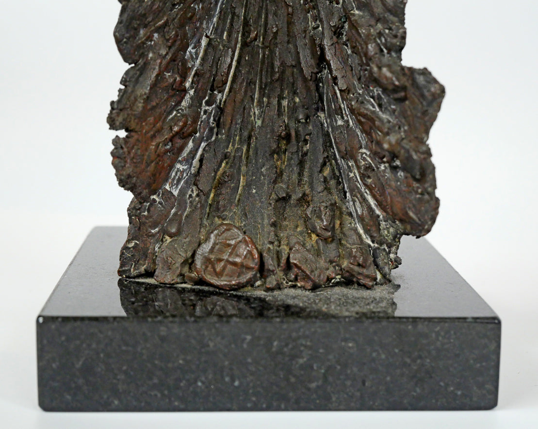 三木俊治「ニケ・勝利の女神」ブロンズ作品 サイン拡大画像