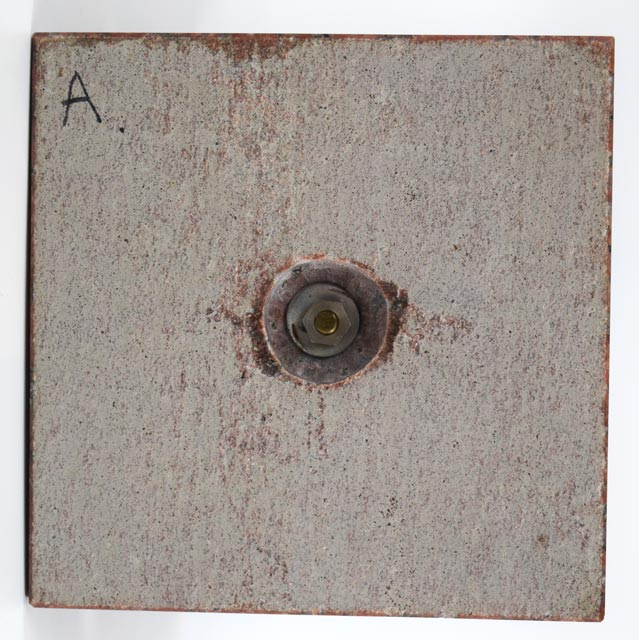 峯 孝「裸婦坐像」ブロンズ作品 台座裏側画像