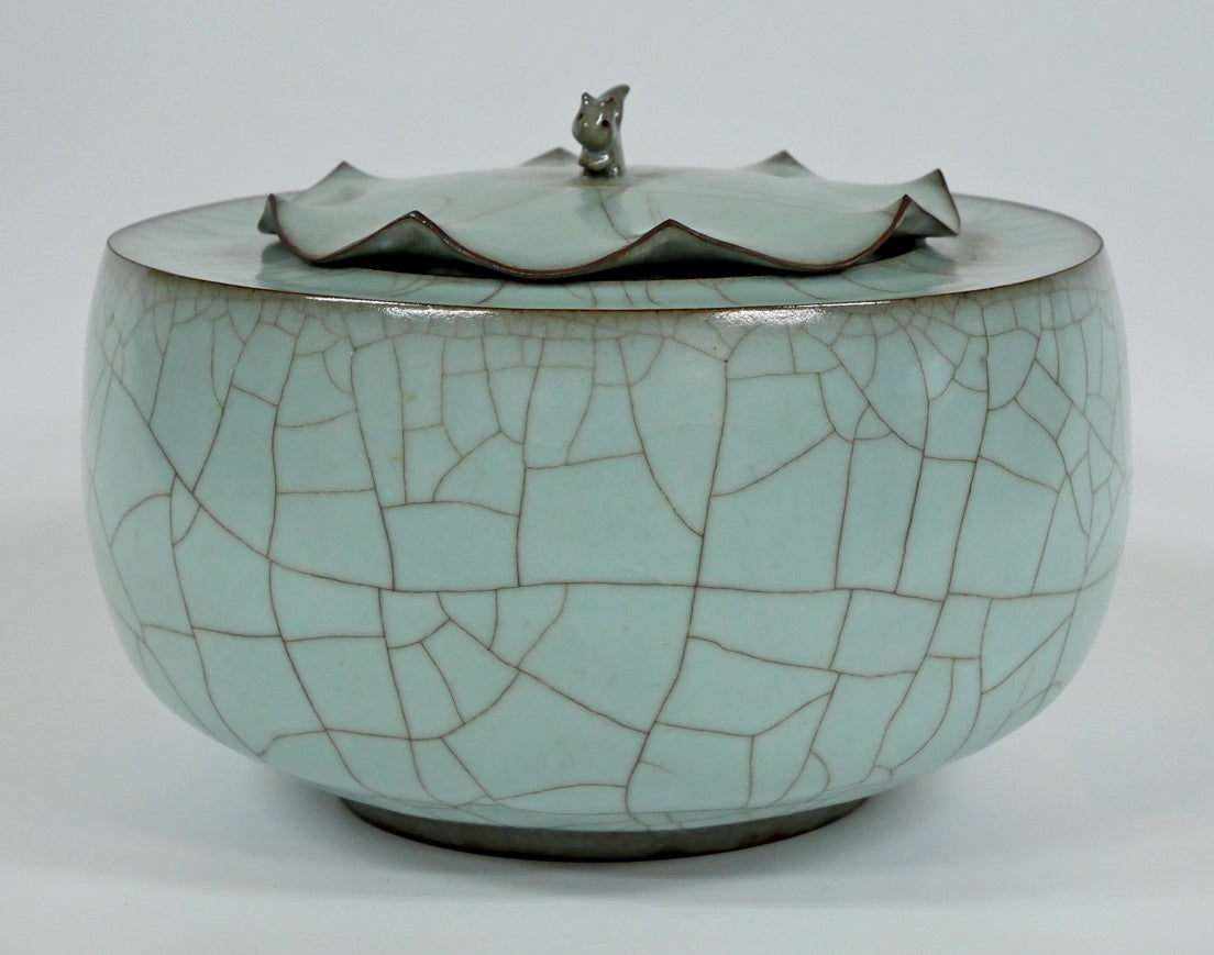 三浦小平二「青磁壺」共箱 全体画像1