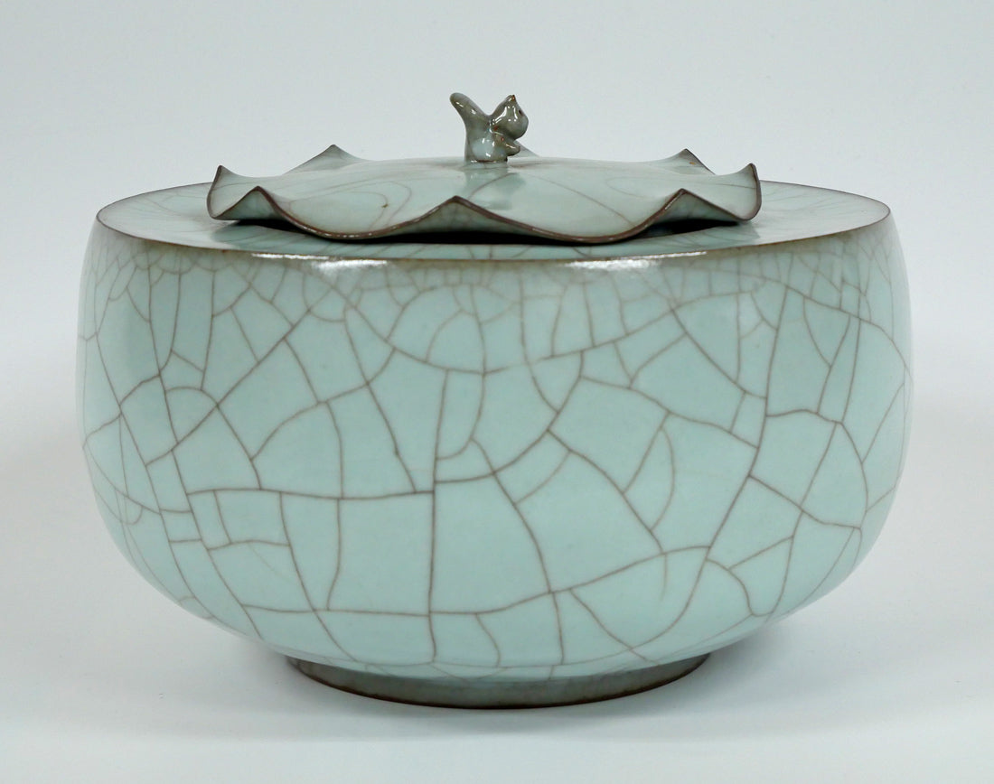 三浦小平二「青磁壺」共箱 全体画像3