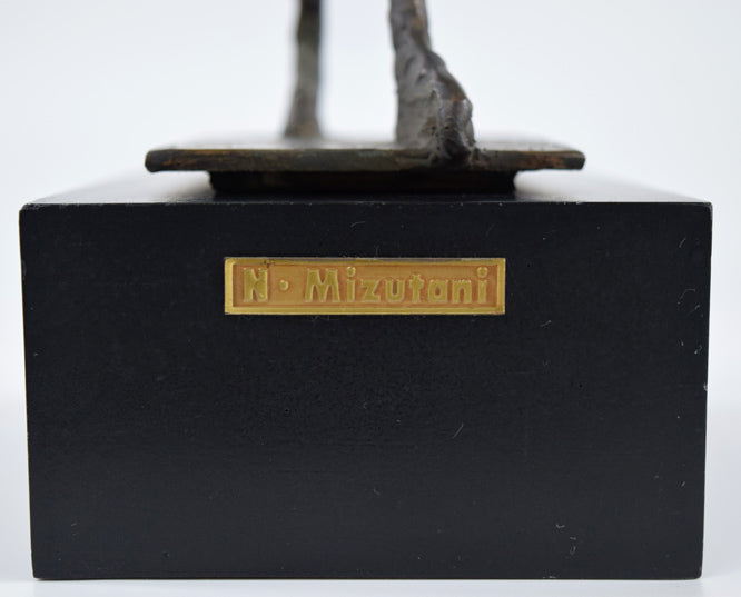 水谷のぼる「女性像」蝋型ブロンズ作品 プレート拡大画像