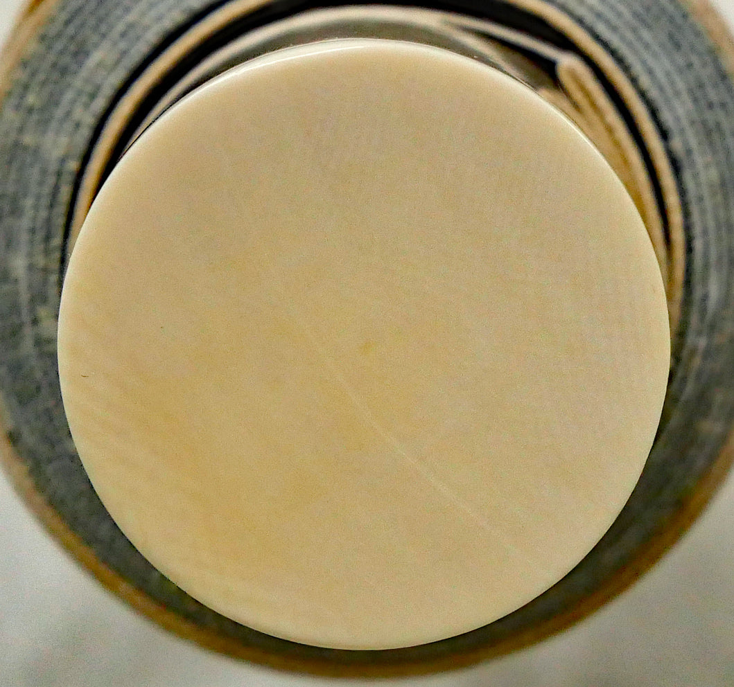 森繁久彌「しれとこ旅情」肉筆書掛軸・共箱 軸先画像2