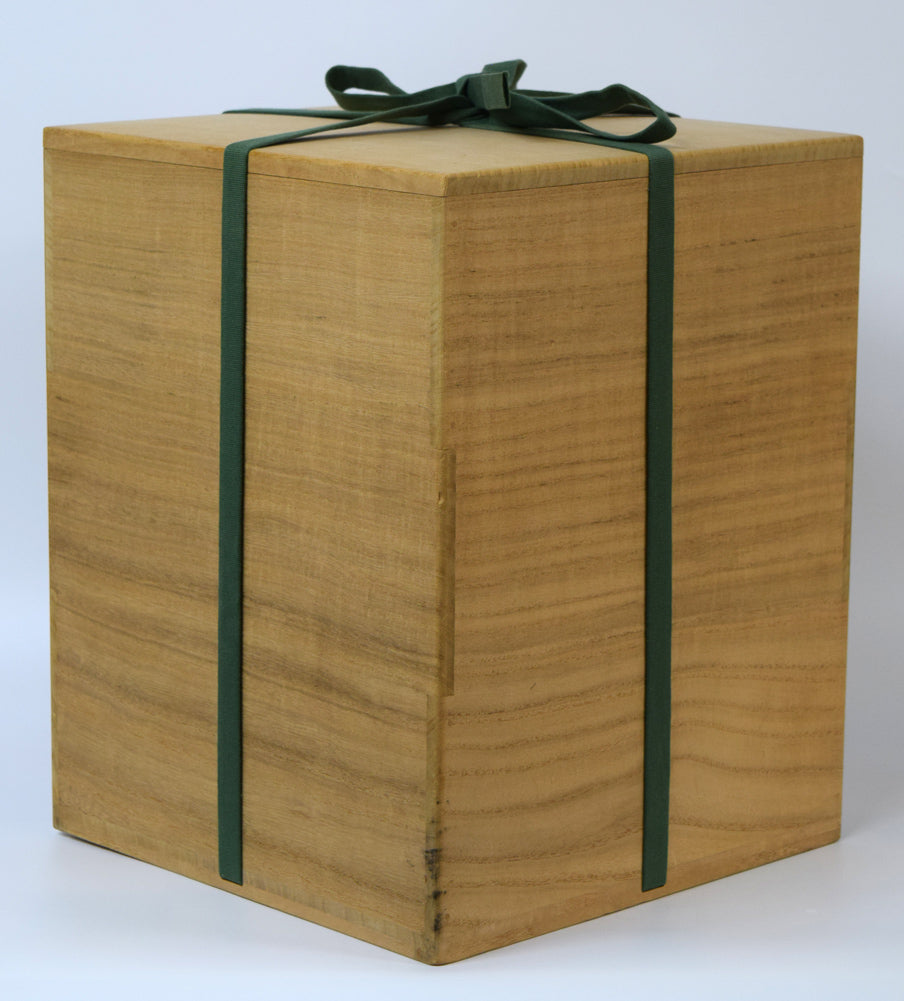 十三代 中里太郎右衛門「叩き唐津 三島黒白象嵌 魚文 壺」共箱 共箱画像