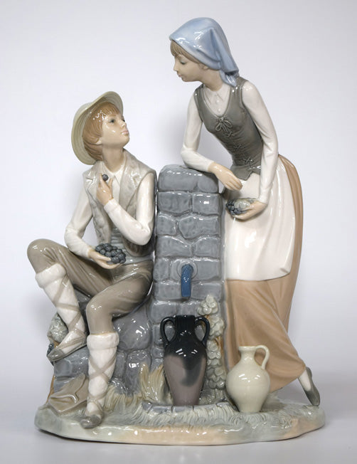 リヤドロ「Grape Testers」磁器フィギュア