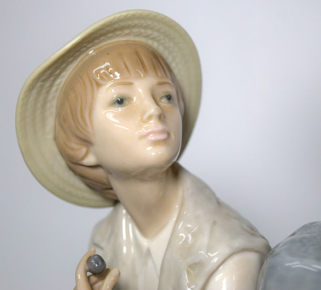 リヤドロ「Grape Testers」磁器フィギュア 拡大画像2