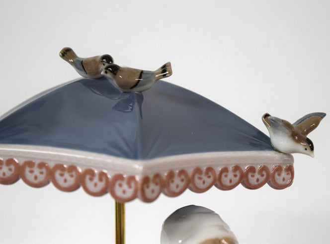 リヤドロ「公園通りの花屋さん」磁器フィギュア 拡大画像5