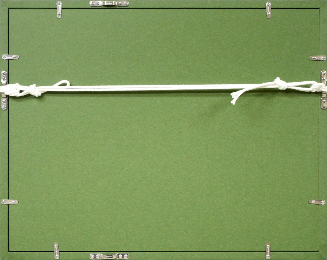 渡辺眞利(渡邊)「笛ふく少年」油絵・F4号 額縁裏側画像