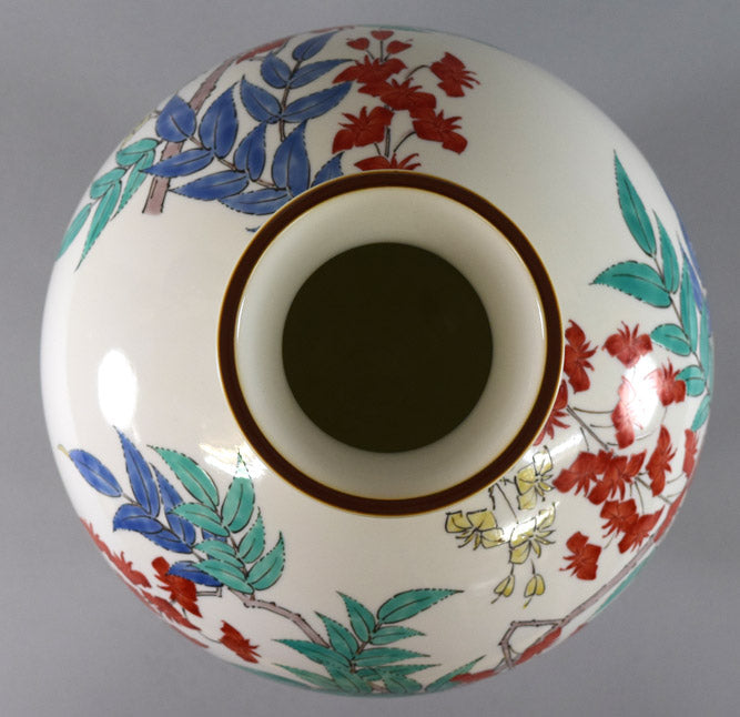 十四代酒井田柿右衛門「濁手藤花文花瓶」共箱 真上画像