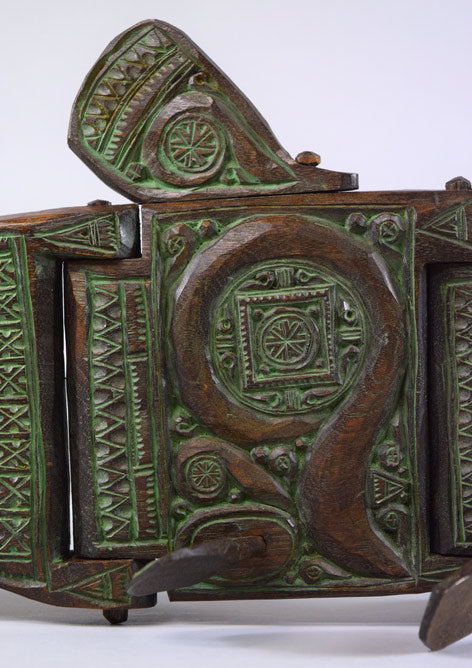 砂澤ビッキ「樹鮭(両面彫り)」木彫作品 拡大画像2