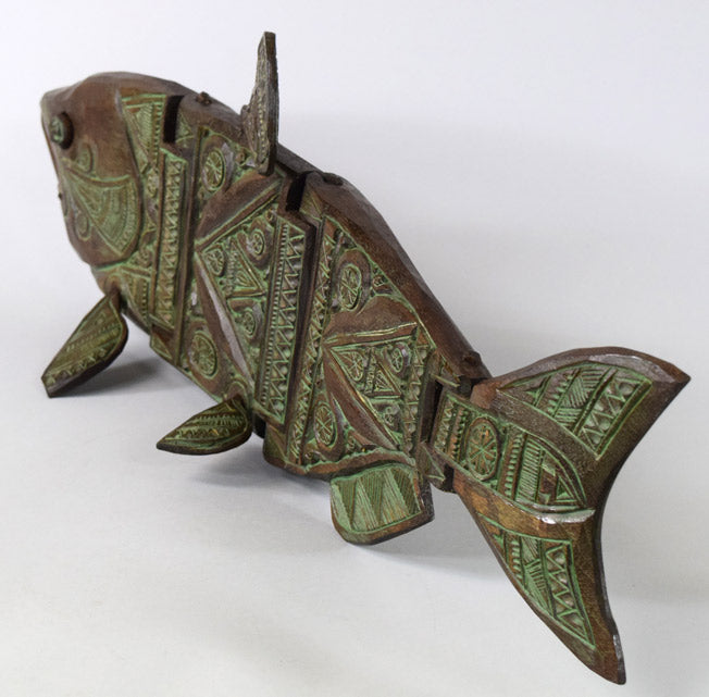 砂澤ビッキ「樹鮭(両面彫り)」木彫作品 作品全体画像4