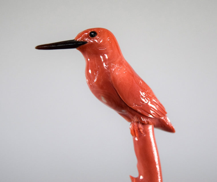 橋本秀光「かわせみ」本珊瑚彫刻 ガラスケース付