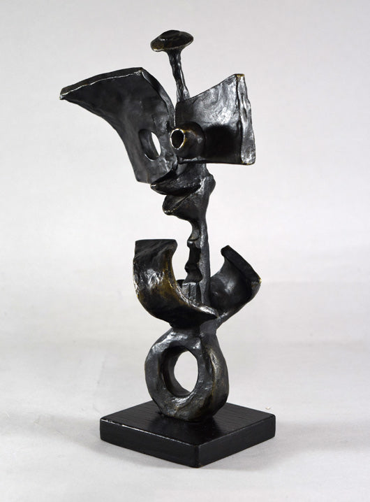 桂ユキ「躍動するカッパ」ブロンズ 斜め1