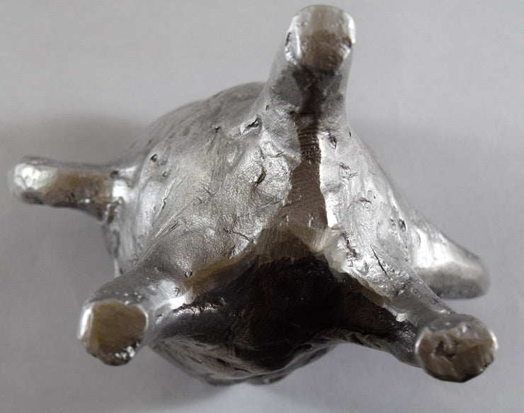 北村西望「祥運白蛇」ブロンズ 裏側画像