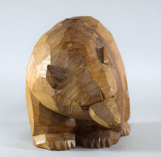 引間二郎「八雲熊」木彫・高さ19.5cm 全体像7