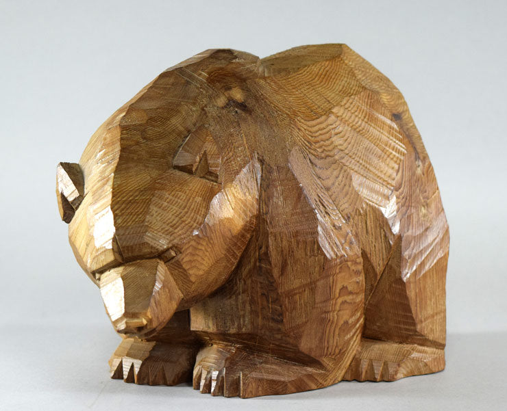 引間二郎「八雲熊」木彫・高さ19.5cm 全体像8