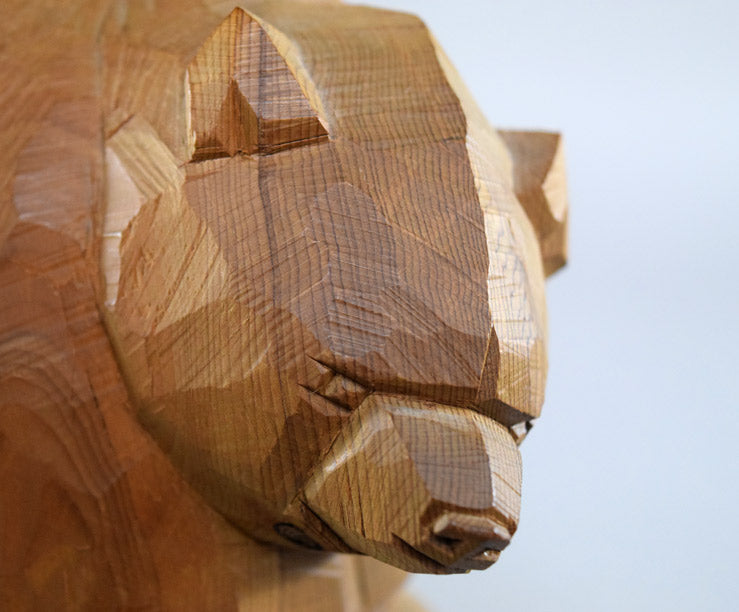 引間二郎「八雲熊」木彫・高さ11.5cm 顔拡大部分