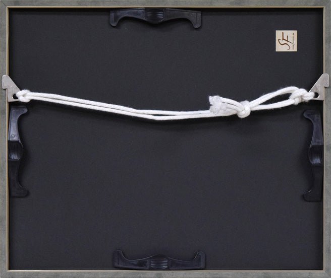 能勢真美「小豆島」水彩画 額縁裏側画像