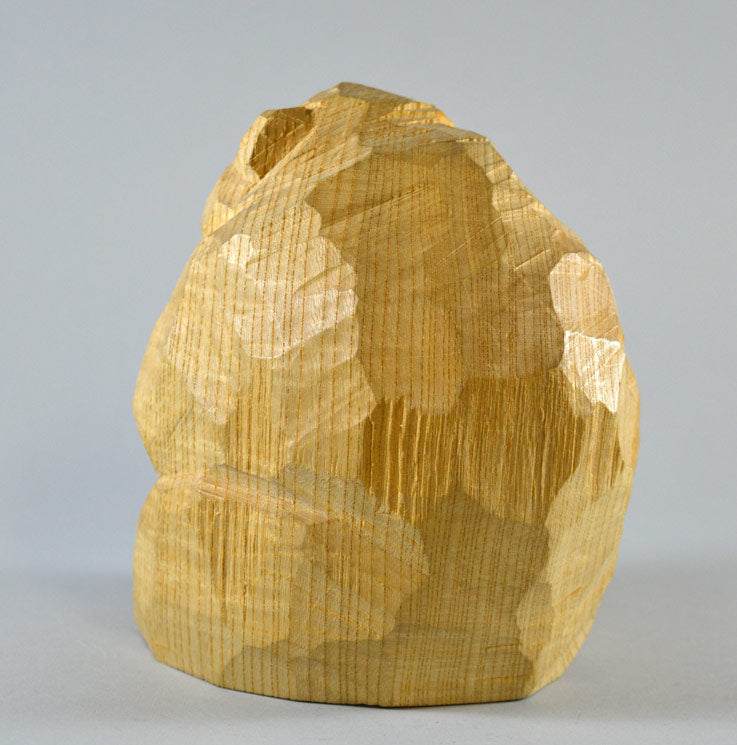 柴崎重行「熊」木彫(高さ14.8cm)・せんの木9