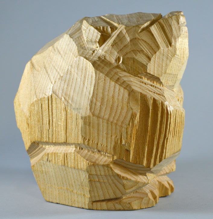 柴崎重行「熊」木彫(高さ16.8cm)・せんの木6