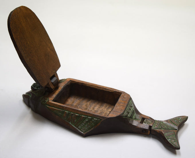 砂澤ビッキ「樹魚蓋付き小物入れ」木彫作品 画像5