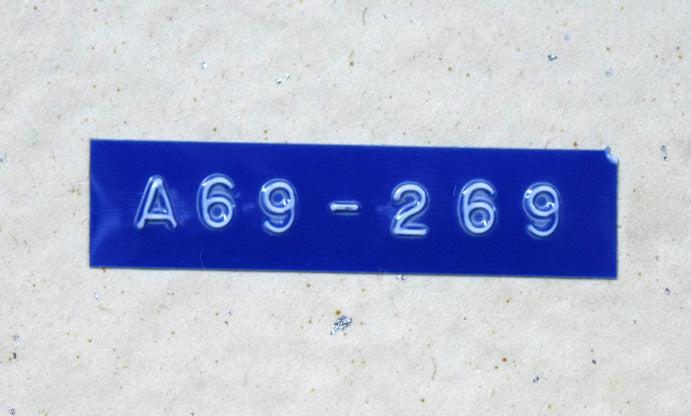 東郷青児「婦人像」水彩画 「一枚の繪」管理番号シール