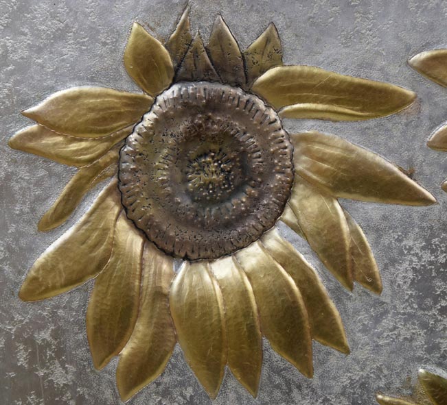飛鷹岸男「ひまわり」金属工芸レリーフ額装　拡大画像2