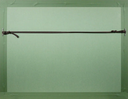 金井英明「村に響く子等の声」肉筆アクリル画1点物・15号　額縁裏側画像