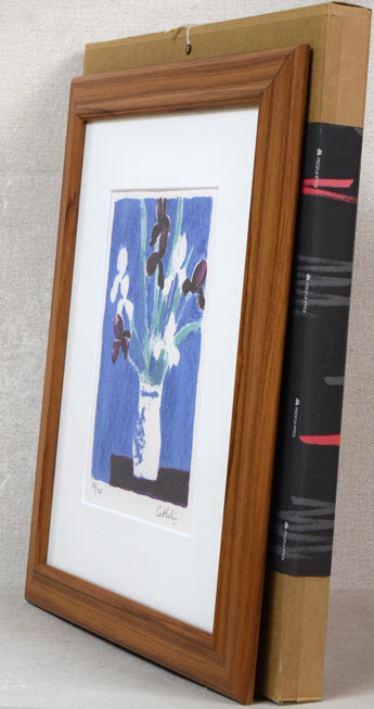ベルナール・カトラン「青い背景のアイリスの花束」リトグラフ　箱画像
