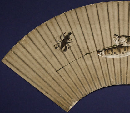 吉川章水「ザリガニとヤマメ」日本画・扇面　拡大画像1