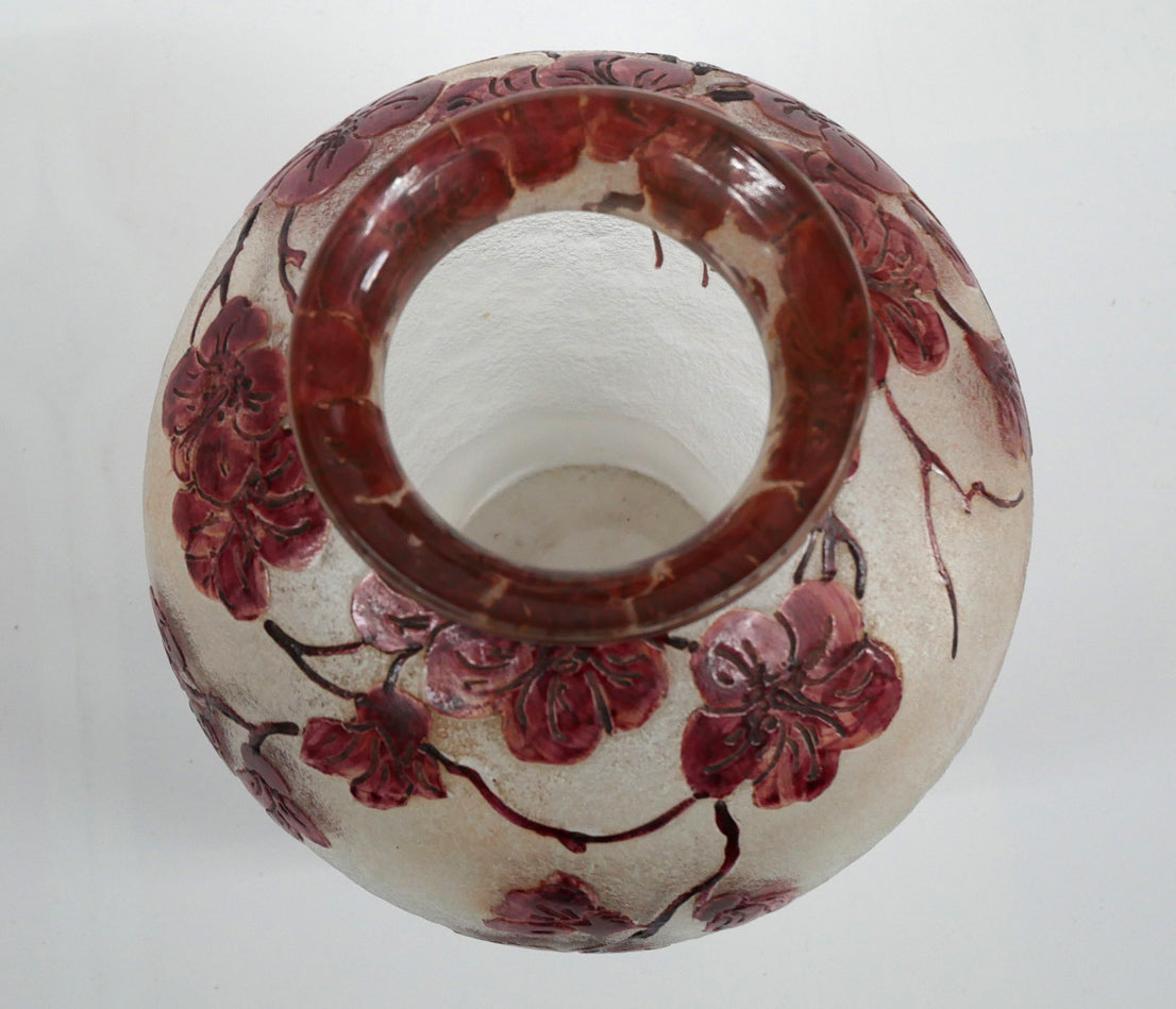 フランソワ＝テオドール　ルグラ（François-Théodore　Legras）「花文花瓶」酸化腐蝕彫りガラス　作品上部画像
