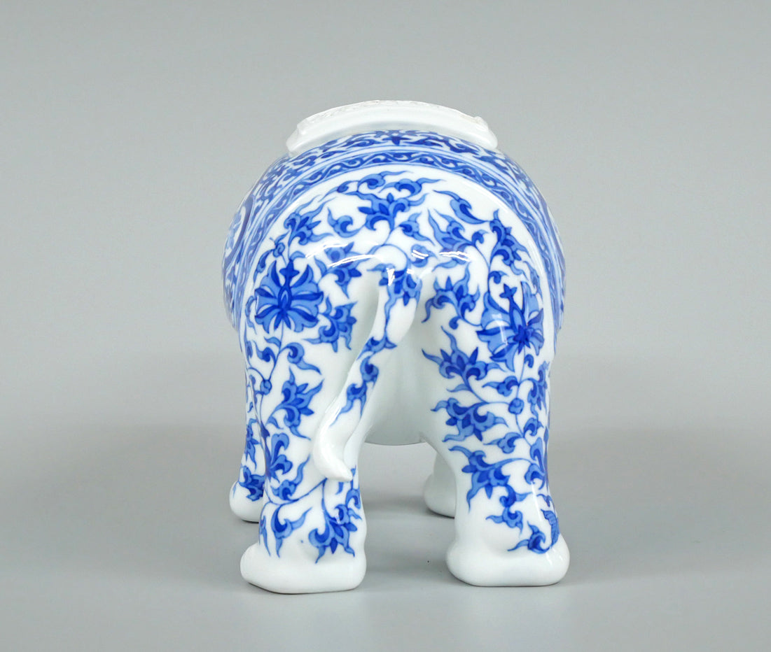 十四代辻常陸「染付吉祥文象香炉」磁器・共箱　全体画像5