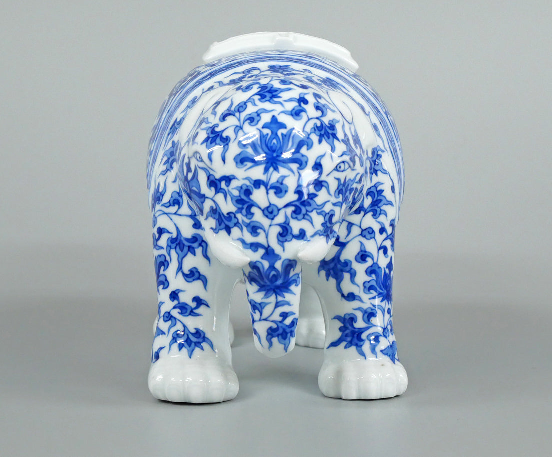 十四代辻常陸「染付吉祥文象香炉」磁器・共箱　全体画像2