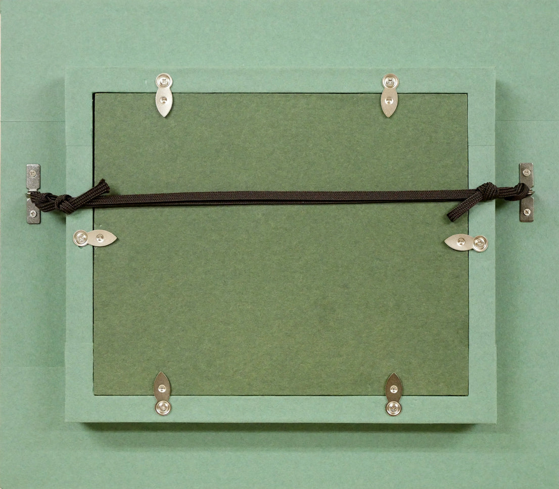 山口ひろみ「ぶどう　ルイ」油絵・F0号　額縁裏側画像